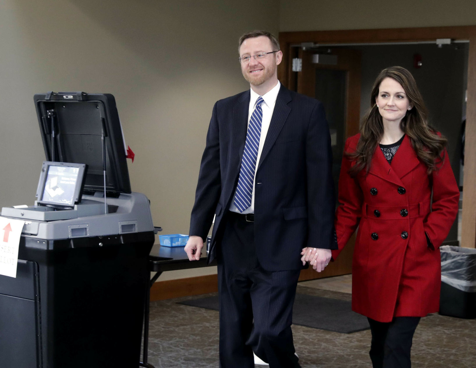 Hagedorn votes Tuesday